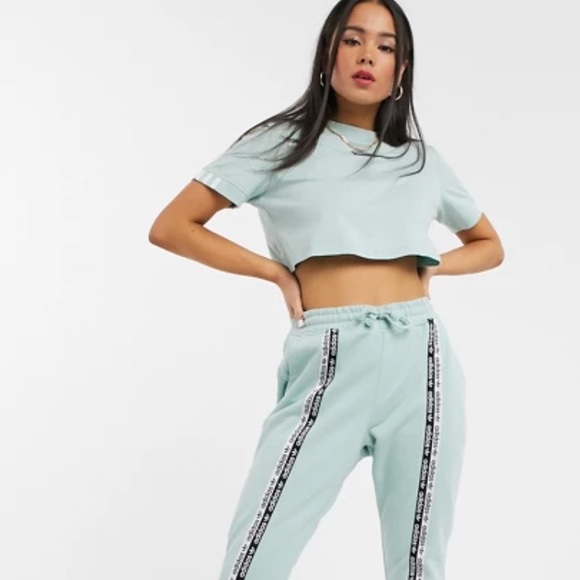 Adidas sea foam green crop tee NWT - Picture 4 of 6